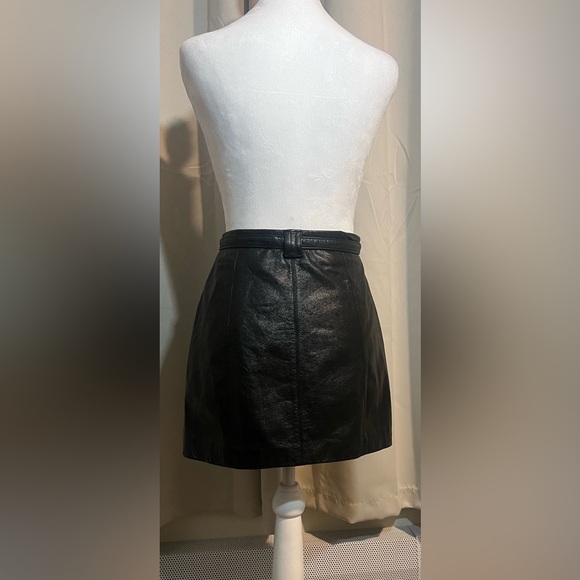 Vintage Wilson’s Leather Maxima Mini Skirt with Belt - Picture 3 of 4